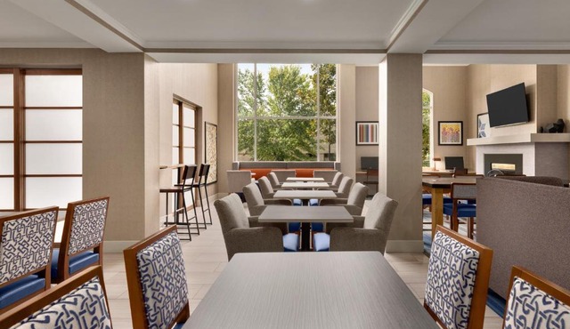 Holiday Inn Express & Suites Auburn - University Area by IHG in Auburn