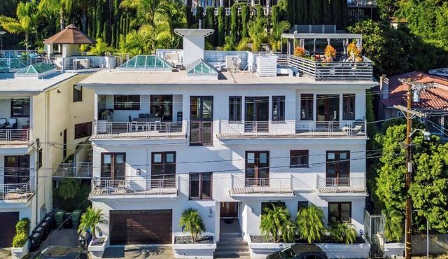 Hollywood Villa Ev2 - Hollywood Hills Luxury Retreat with Panoramic Views in West Hollywood
