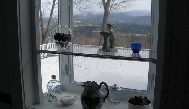Idyll Estate: Panoramic Views, 5 min/Dartmouth