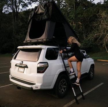 Island Adventure Rooftop Camper fully equipped 4Runner