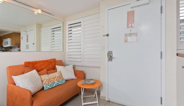👁‍🗨KING Bed- Private-Lanai 〰 Pacific Ocean-View Studio w/Full-Kitchen