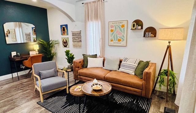 Kit Carson Bungalow: AC/Heat + Pets Free!
