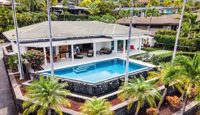 Kona Koa House by Gather: Oceanview 3BR Estate w/Heated Pool & BBQ