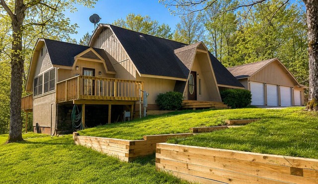 Lake Front Cabin