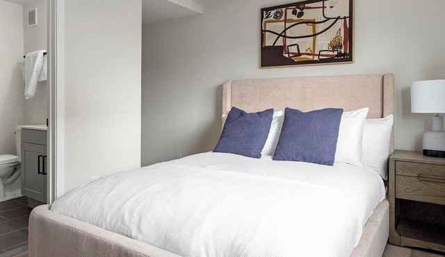 Landing | Amazing 2BD, Clubhouse, Gym