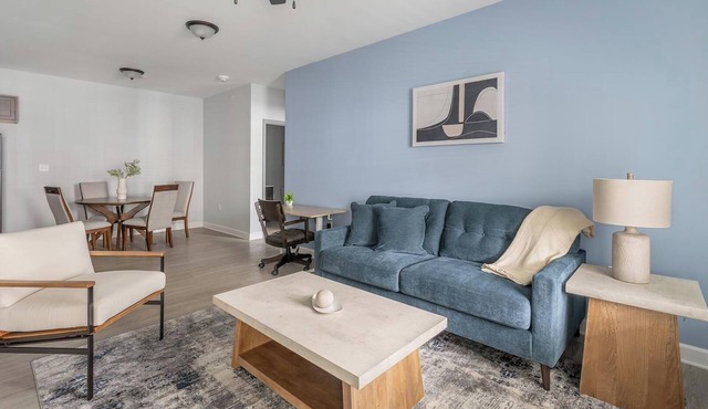 Landing | Amazing 2BD, Clubhouse, Pool