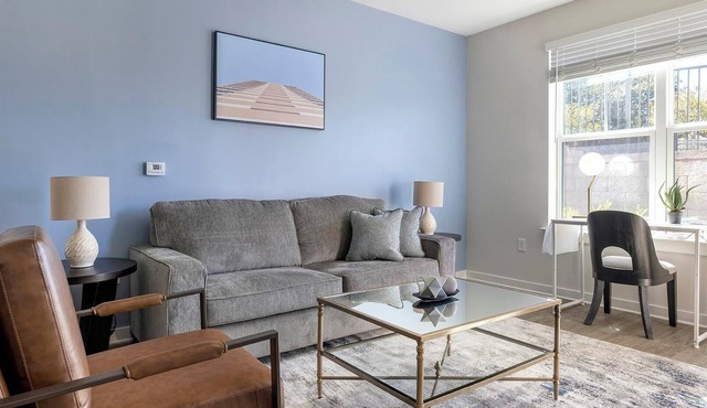 Landing | Incredible 2BD, Gym, Pool