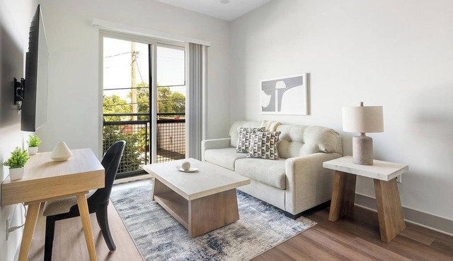 Landing | Stylish 1BD, Courtyard, Yoga Studio