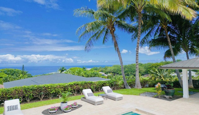 Last Minute Booking Sale! Luxury Retreat in Kona with Saltwater Pool