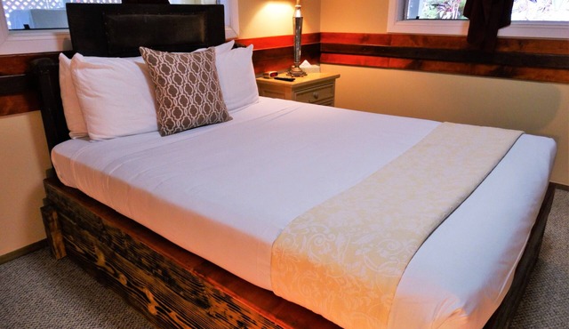 Lokahi Lodge