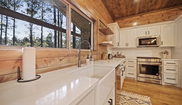 Luxury Cabin | Hot Tub | Pool Table | 2 King Suites | In the Heart of Hochatown