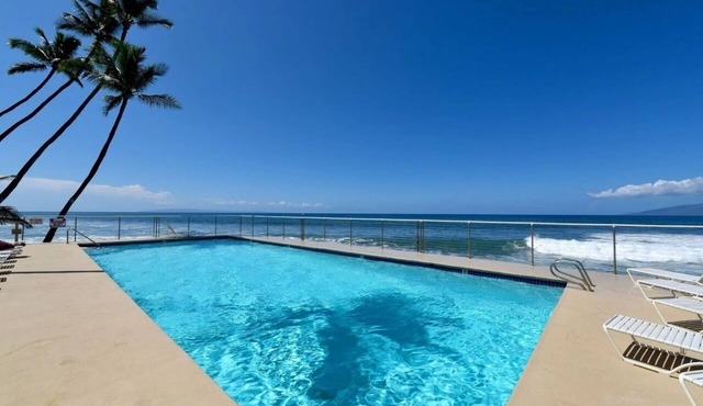 Maui Oceanfront 3 Bedroom Townhome Sleeps 8