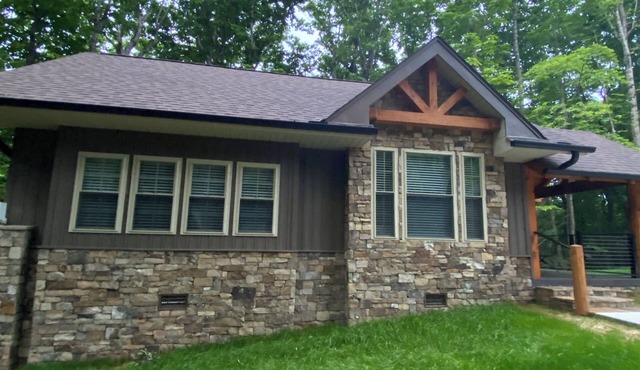 Merlot- 2 bedroom Cottages near Jones von Drehle