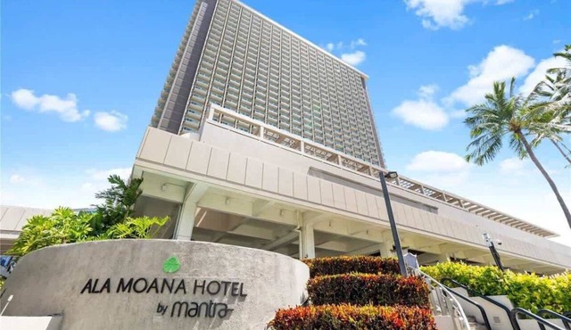 New Ala Moana w Amazing Views 2832