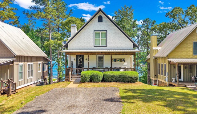 New! No Worries on Lake Martin 3BR/3BA that sleeps 10, pets OK!