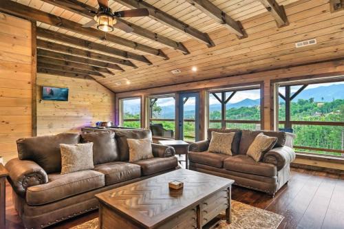 NEWLY BUILT Amazing View Chalet Perfect Location