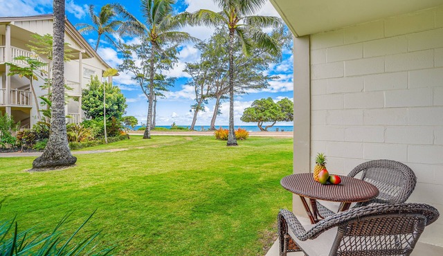 Ocean View, Split AC WiFi, Pool Hot Tub, 1st Floor in Kapaa