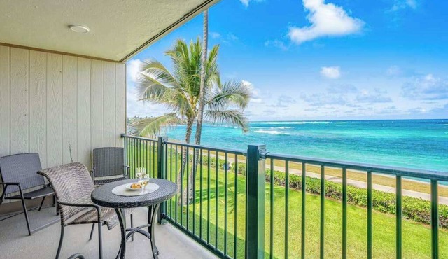 Oceanfront Kapaa Home with Shared Pool, Hot Tub & Private Lanai