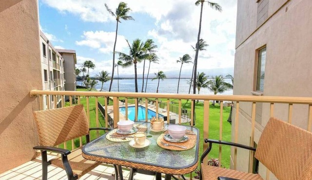Oceanfront Maalaea Condo with Pool & Balcony - Walk to Dining