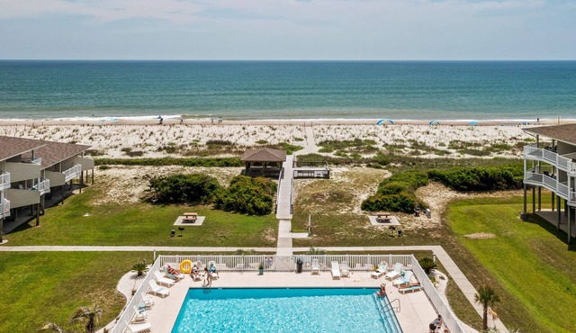 Oceanfront Sunrise & Sunset Views – Oak Island