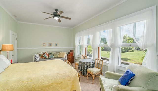 Old Hawaiian B and B in Hilo