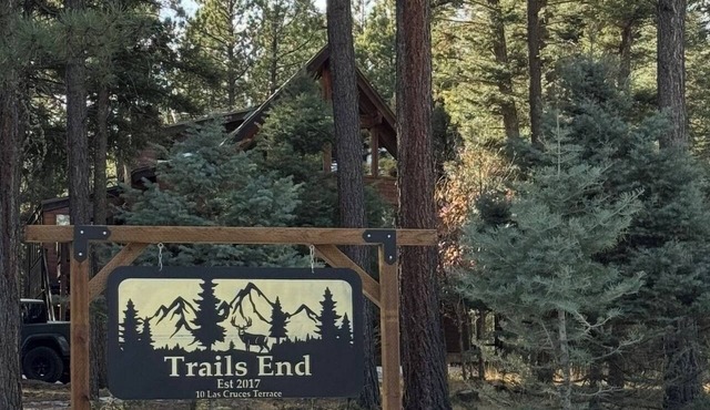 Perfect getaway for Summer and Fall activities, Great views and hiking trails,