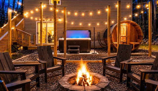 Poconos Bliss | Sauna Hot Tub Arcade Lounge