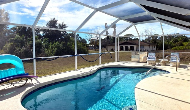 Pool Home Near Warm Mineral Springs& Beaches in North Port