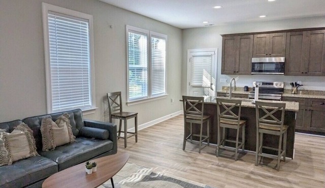 Private 2Bed/2Bath Home with Modern Comfort and Rural Charm 5 min from Downtown in Pasquotank County