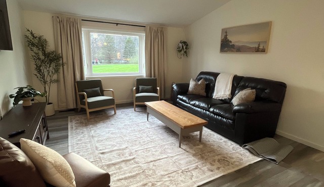 Private 3 Bedroom home, close to Holland and Saugatuck