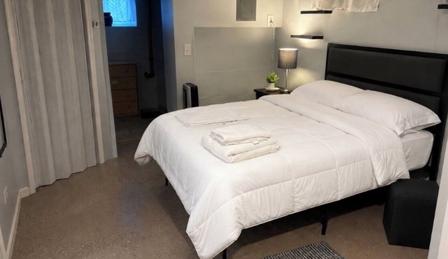 Private Apartment Near SteelStacks & Wind Creek Casino