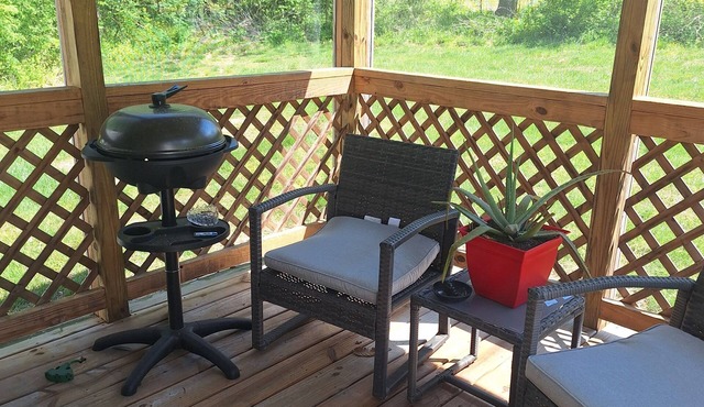 Private Cozy 2-bedroom mobile home in wonderful Mocksville NC in Mocksville