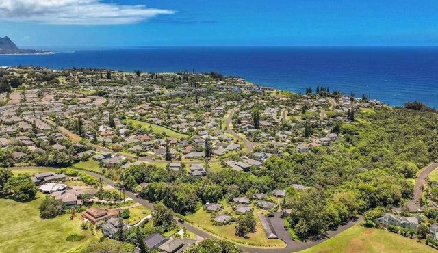Private Free-Standing Princeville Cottage in a Quiet Setting