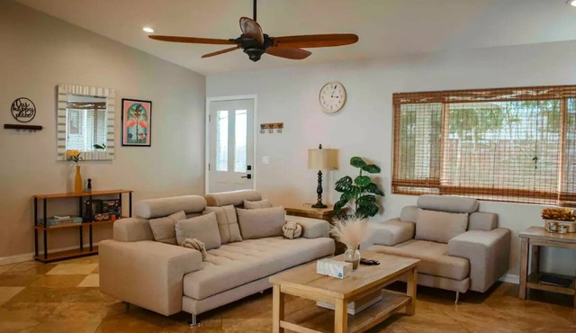 Private Paradises, 4BR, Studio, 2 Kitchens