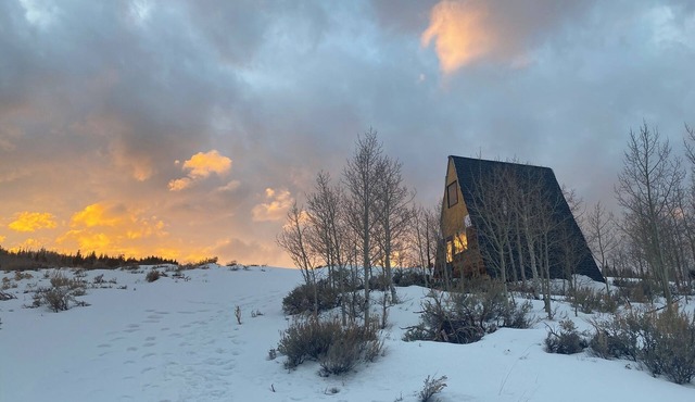 Pronghorn Point Cabin@22 West Cabins 18miles from Walden 80 miles from Steamboat