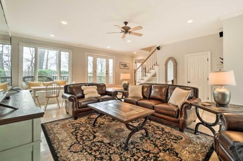 Relax Poolside! Family Getaway in Nashville Area in Pegram