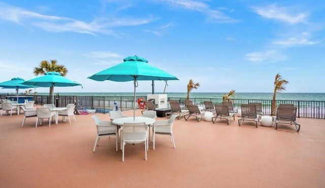 Relaxing 1BR Getaway | Pool + Beachfront Living in Ormond Beach