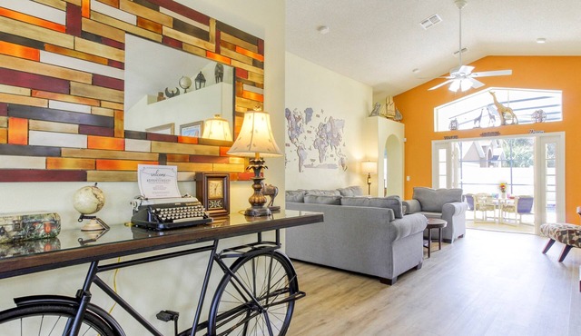 RENOVATED!✦Unique & Roomy✦Private Fenced True South Salt Pool✦5 Miles to Disney