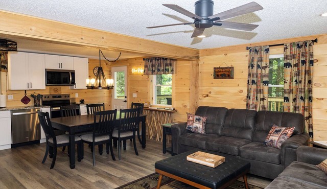 Restored Vermont Cabin Scenic Route 100 Near Killington, Okemo & Woodstock