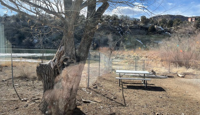 River front fishing house close to Quality Waters and Navajo State Park