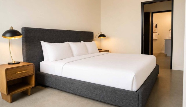 Roami at Century Plaza | Downtown | 2 Bedrooms in Minneapolis