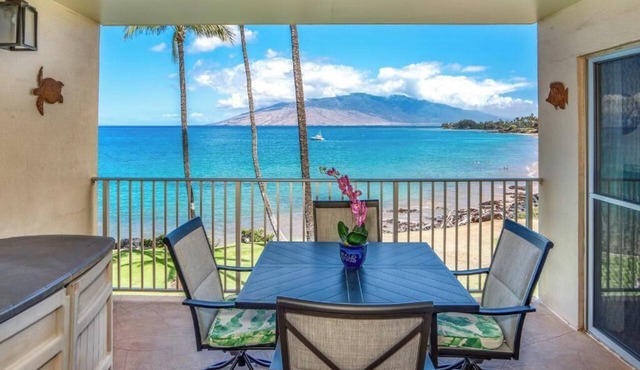 Royal Mauian #307: Beachfront Bliss with Stunning Views & Resort Amenities