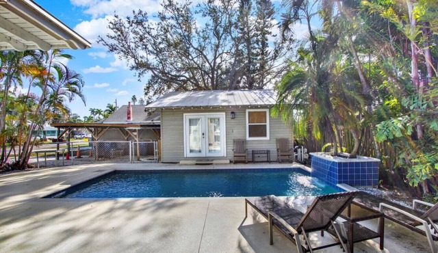 Rustic Coastal Cottage | 1BR W/Pool & Near Beach in Bradenton