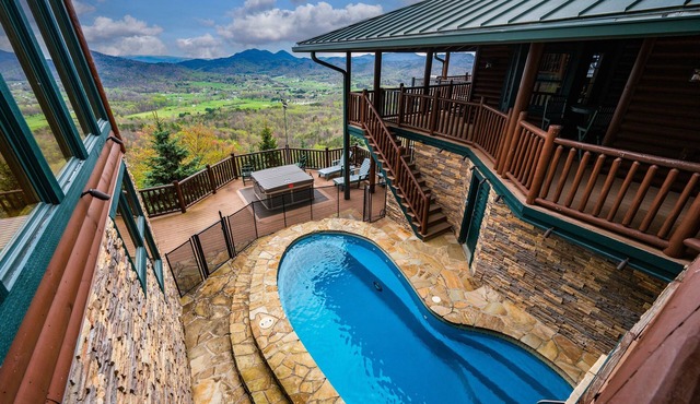 Scenic Views:7BR/Heated Pool/Amazing View/Game/Theater