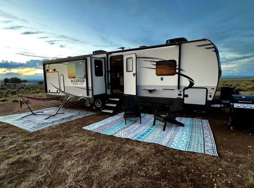 Spacious Camper on a Llama Rescue Ranch with Stunning Views near Questa, New Mexico