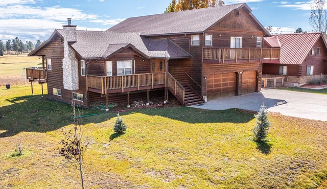 Spacious Home on Golf Course
