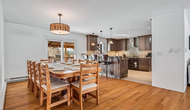 Spacious/Secluded 2 Acres Remodeled Walk To Willit in Basalt