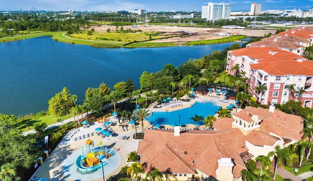 Spacious with a fully stocked kitchen – after this, you'll skip the hotel stay!