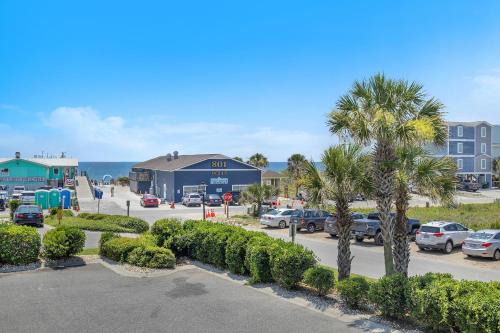 Star Fish by Oak Island Accommodations