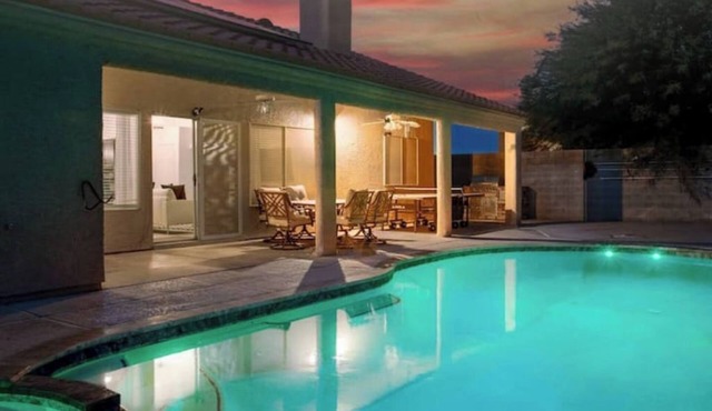 Stellar 5 BD Home w/Games & Pool!